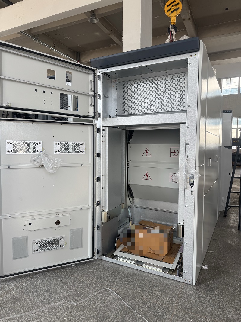 ABB アウトライン設計の KYN61-40.5 開閉装置